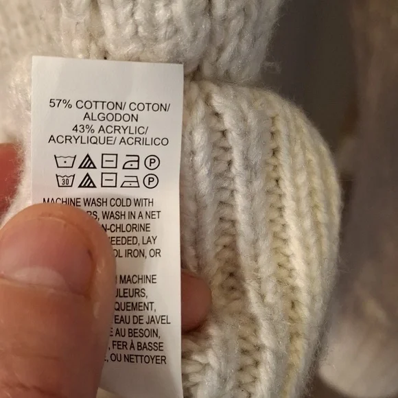 5/$25-Lucky Brand Oatmeal Color Sweater EUC - Picture 7 of 7